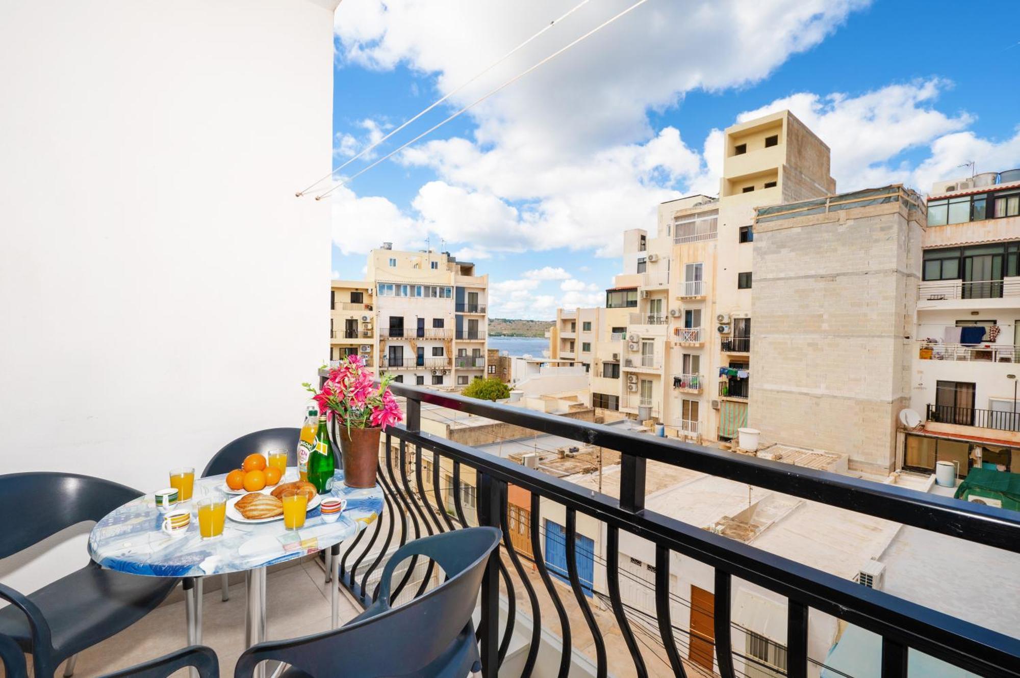 Seashells 2 Bedroom Apartments With Terrace, Just Off The Bugibba Promenade - By Getwaysmalta 세인트폴스베이 외부 사진