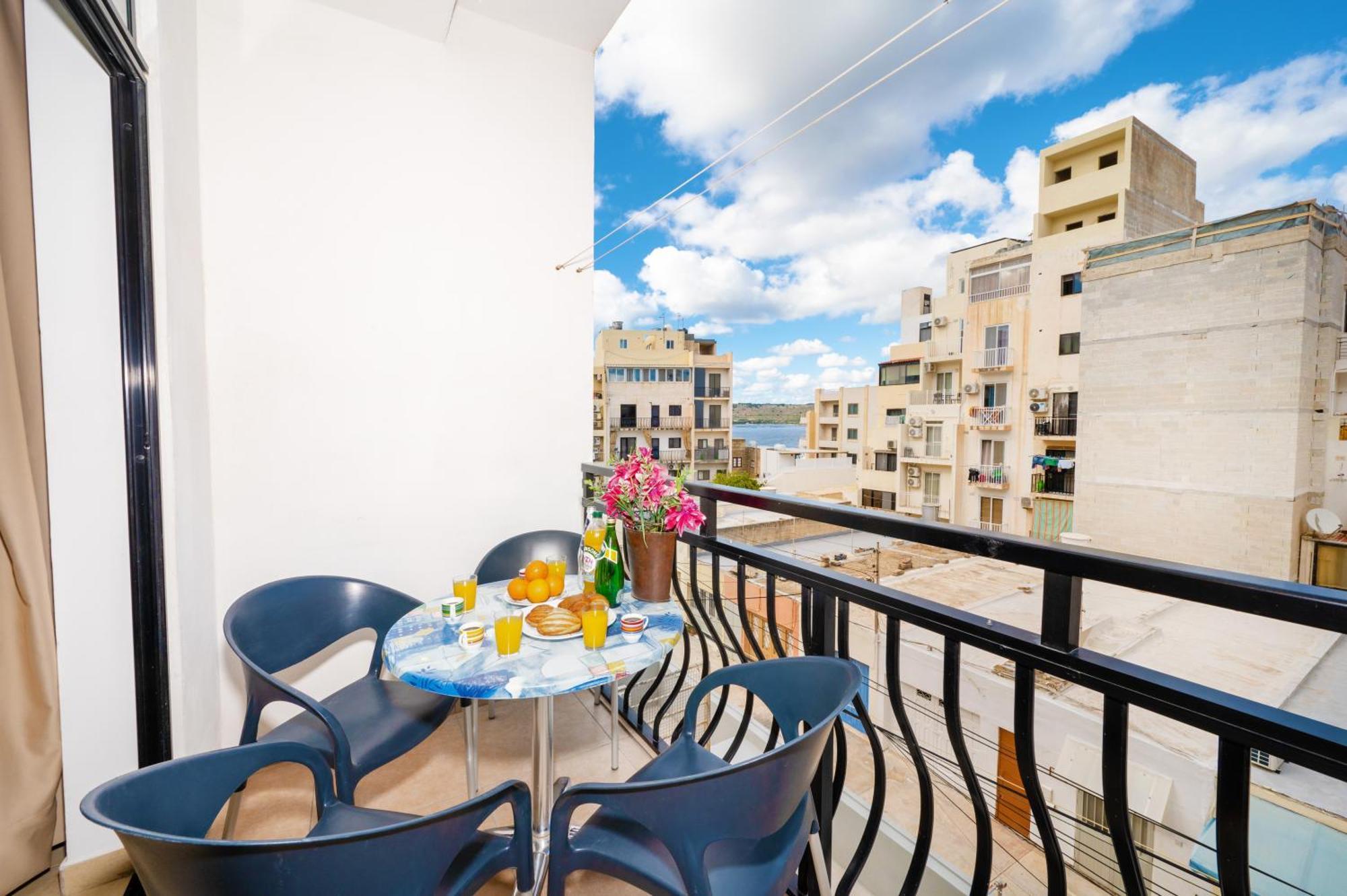 Seashells 2 Bedroom Apartments With Terrace, Just Off The Bugibba Promenade - By Getwaysmalta 세인트폴스베이 외부 사진