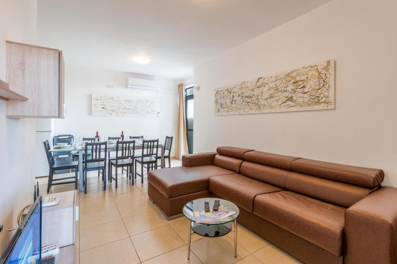 Seashells 2 Bedroom Apartments With Terrace, Just Off The Bugibba Promenade - By Getwaysmalta 세인트폴스베이 외부 사진