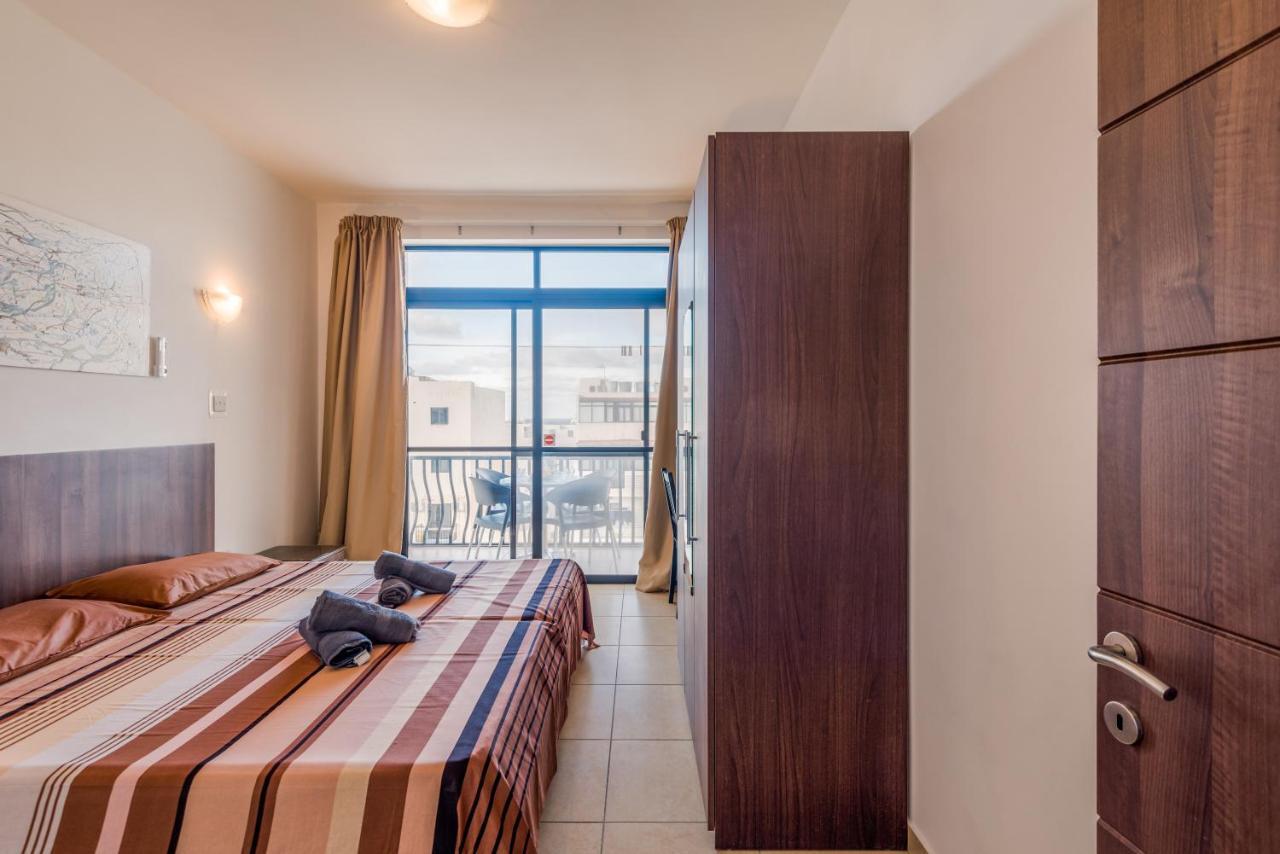 Seashells 2 Bedroom Apartments With Terrace, Just Off The Bugibba Promenade - By Getwaysmalta 세인트폴스베이 외부 사진